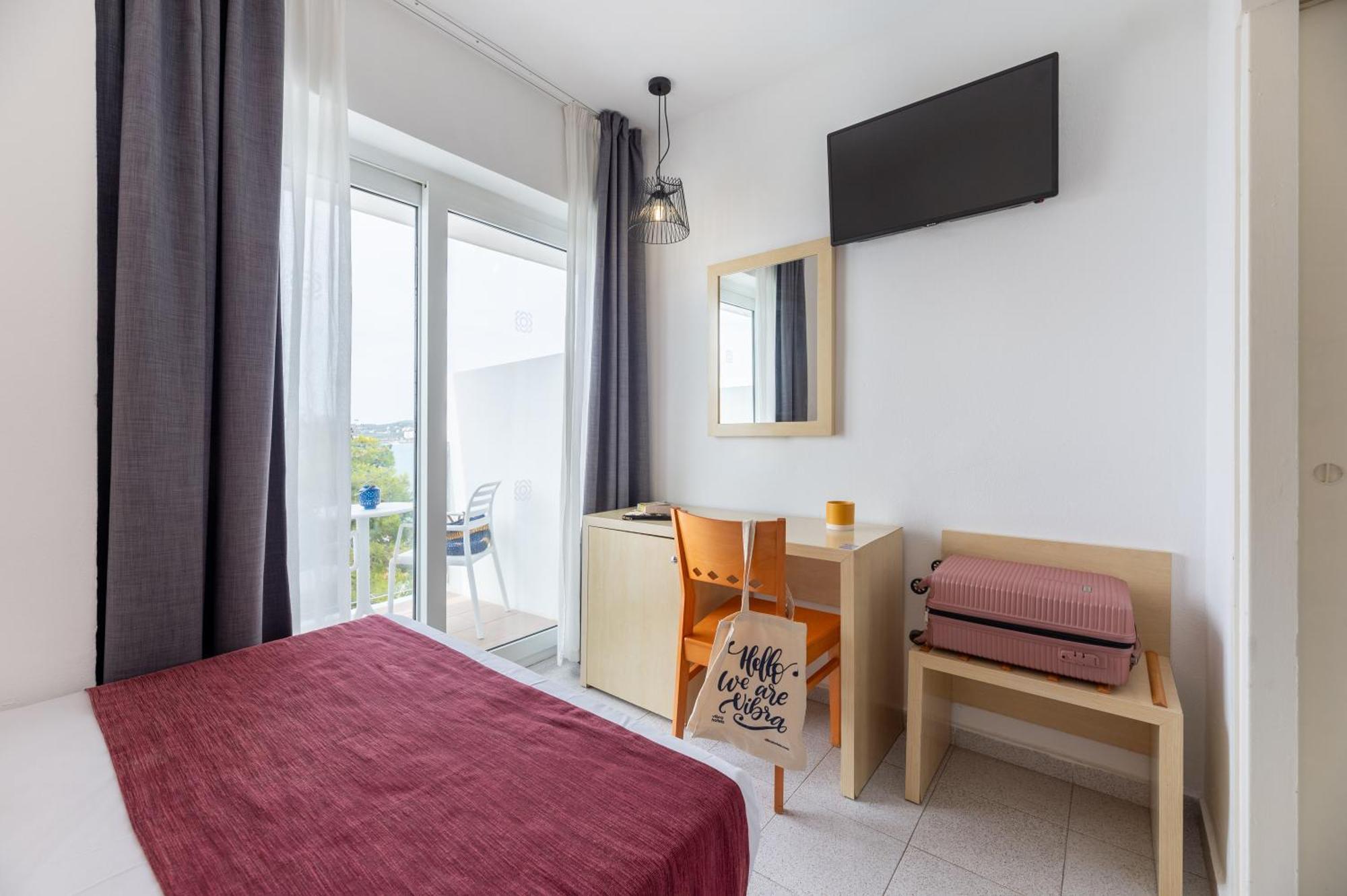 Sant Antoni de Portmany Hotel Vibra Riviera מראה חיצוני תמונה