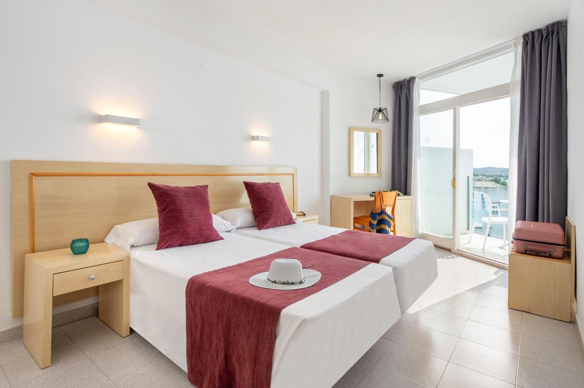 Sant Antoni de Portmany Hotel Vibra Riviera מראה חיצוני תמונה
