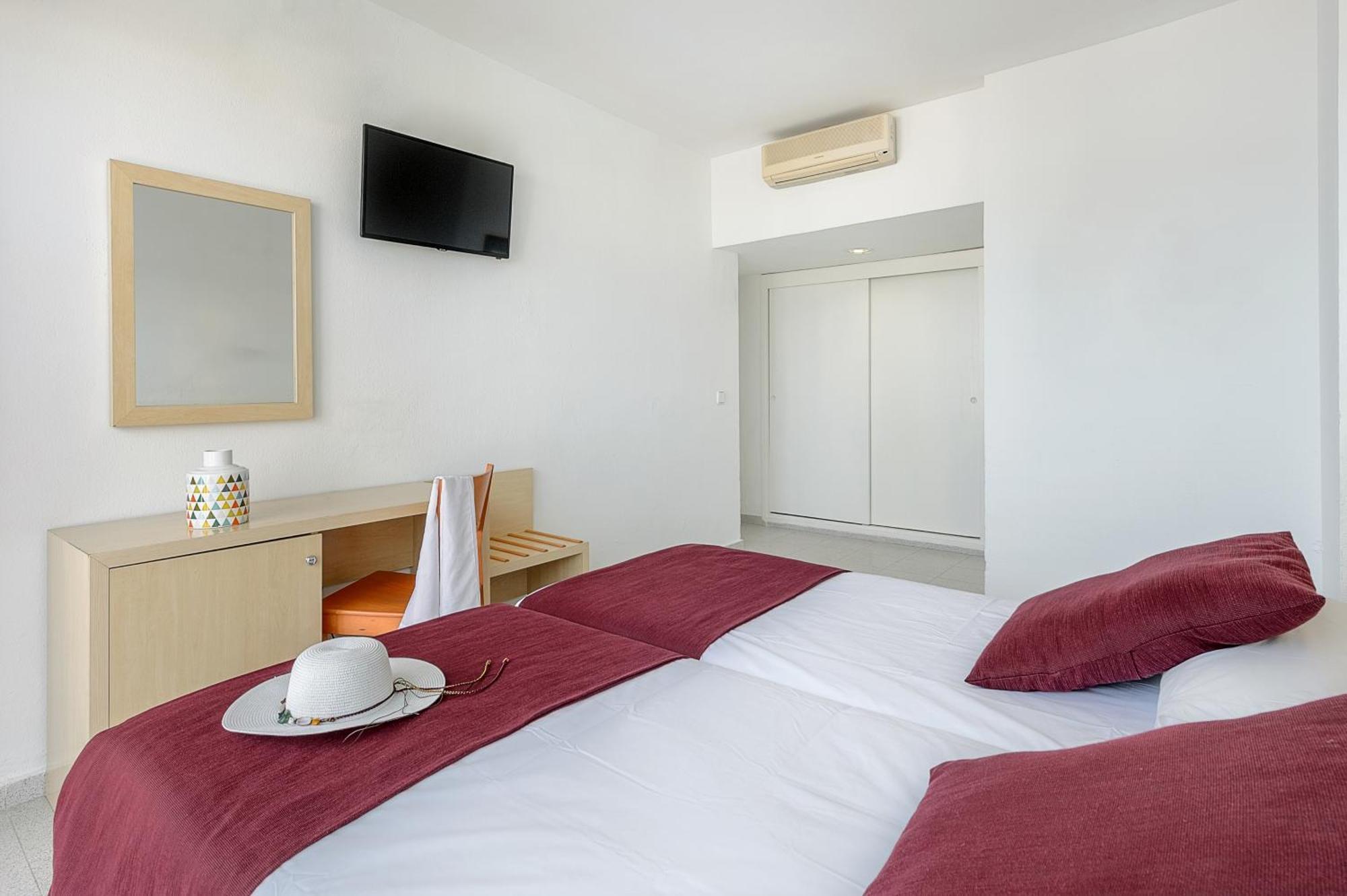 Sant Antoni de Portmany Hotel Vibra Riviera מראה חיצוני תמונה